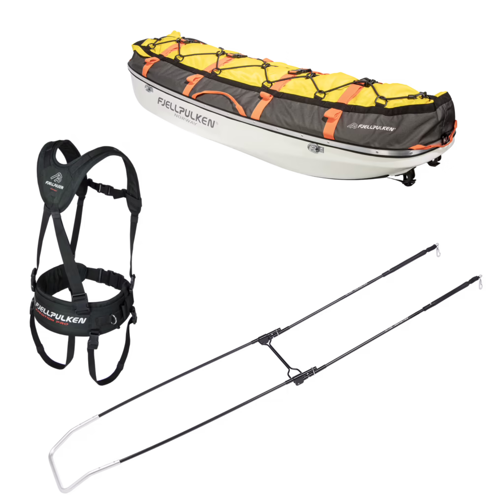 Fjellpulken Traverse 145 cm -ahkio aisojen ja vetovaljaiden kanssa